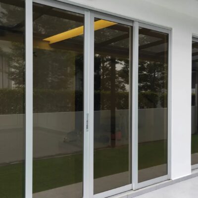Blickdichtes Fenster von außen Effektive Lösungen für mehr Privatsphäre und Schutz