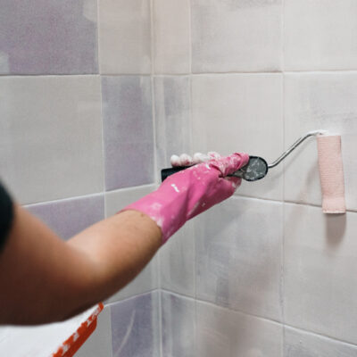 Fliesen streichen Nachteile Alles über Risiken, Haltbarkeit und Pflege